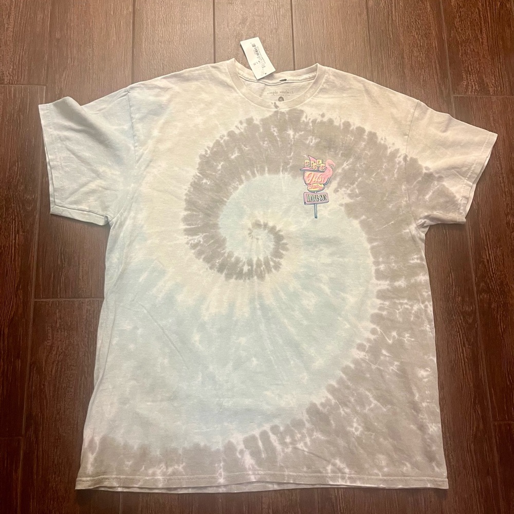 NWT Tie-Dye T-Shirt “Girls Just Want to Have Sun” Jeep with Flamingos Size XL